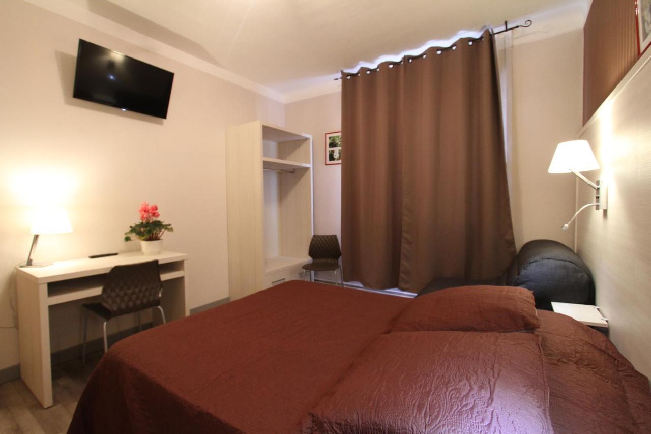 Le Provencal Hotell Tarascon Eksteriør bilde