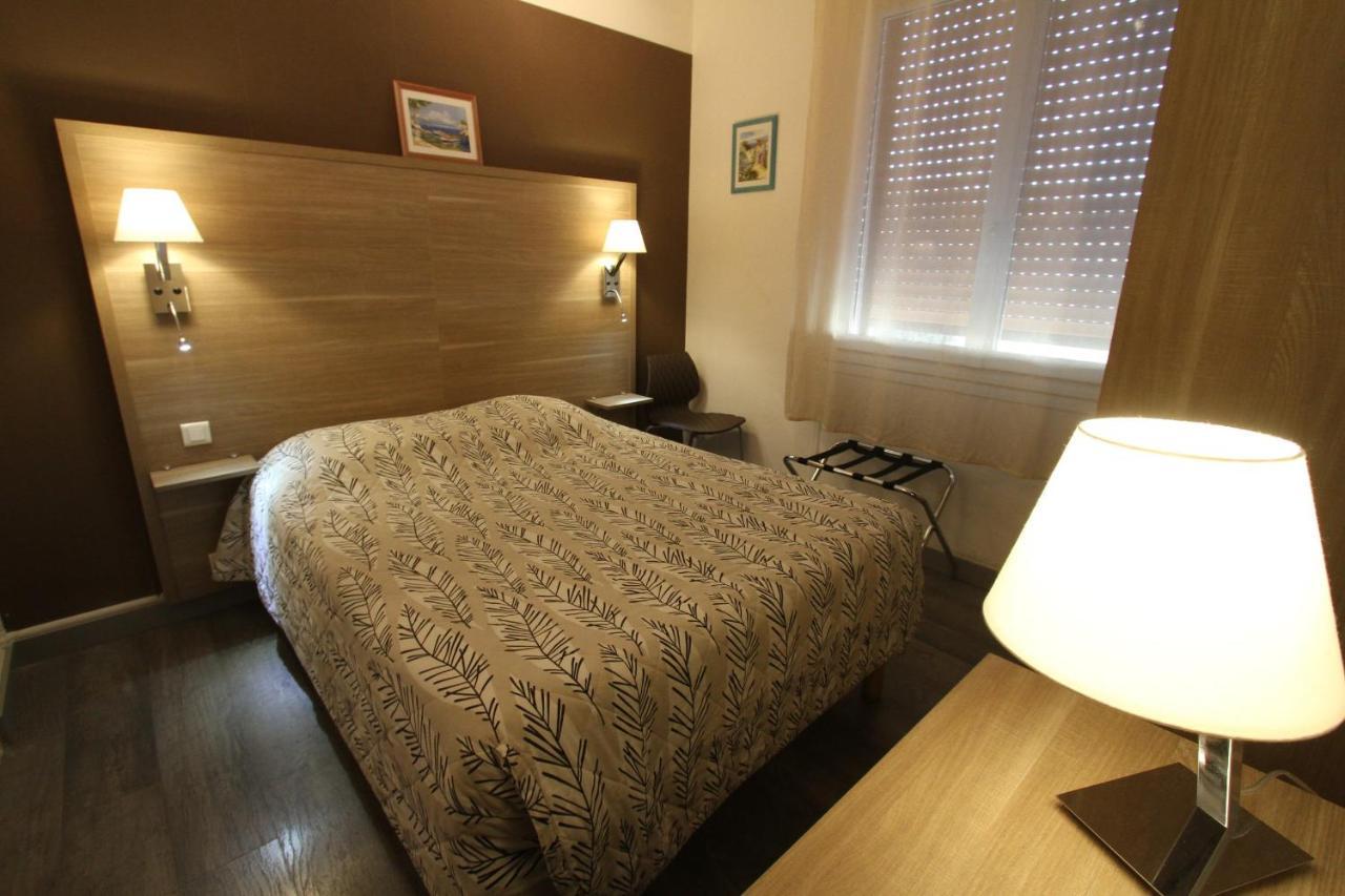 Le Provencal Hotell Tarascon Eksteriør bilde